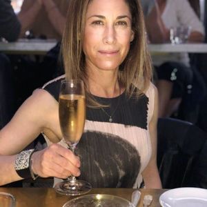 Meet your Posher, Claudine